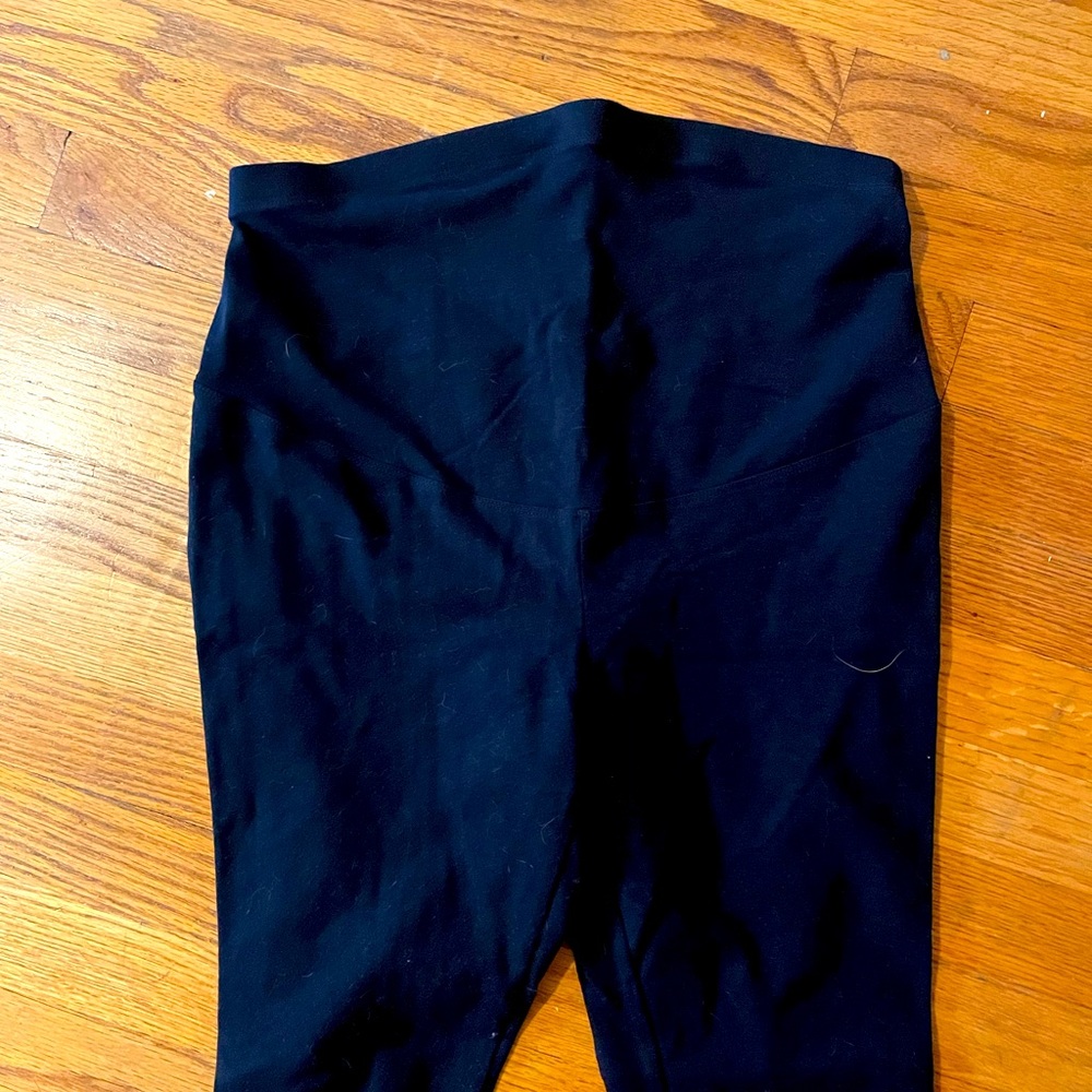 Black Old Navy Maternity leggings size M